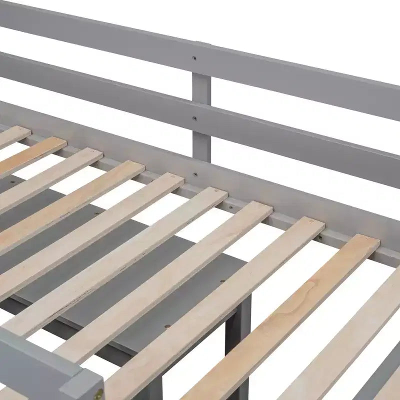 Letto basso con scrivania a scomparsa, telaio letto in legno salvaspazio con 4 cassetti e 4 ripiani