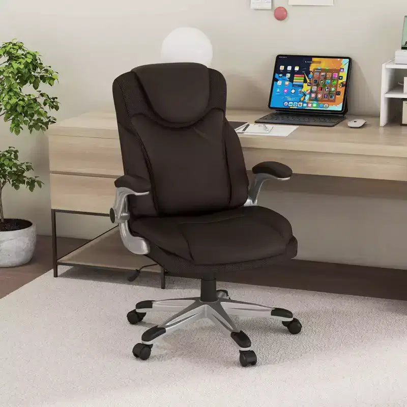 Sedia da ufficio direzionale ergonomica in pelle PU con braccioli ribaltabili, girevole, marrone/bianco/nera